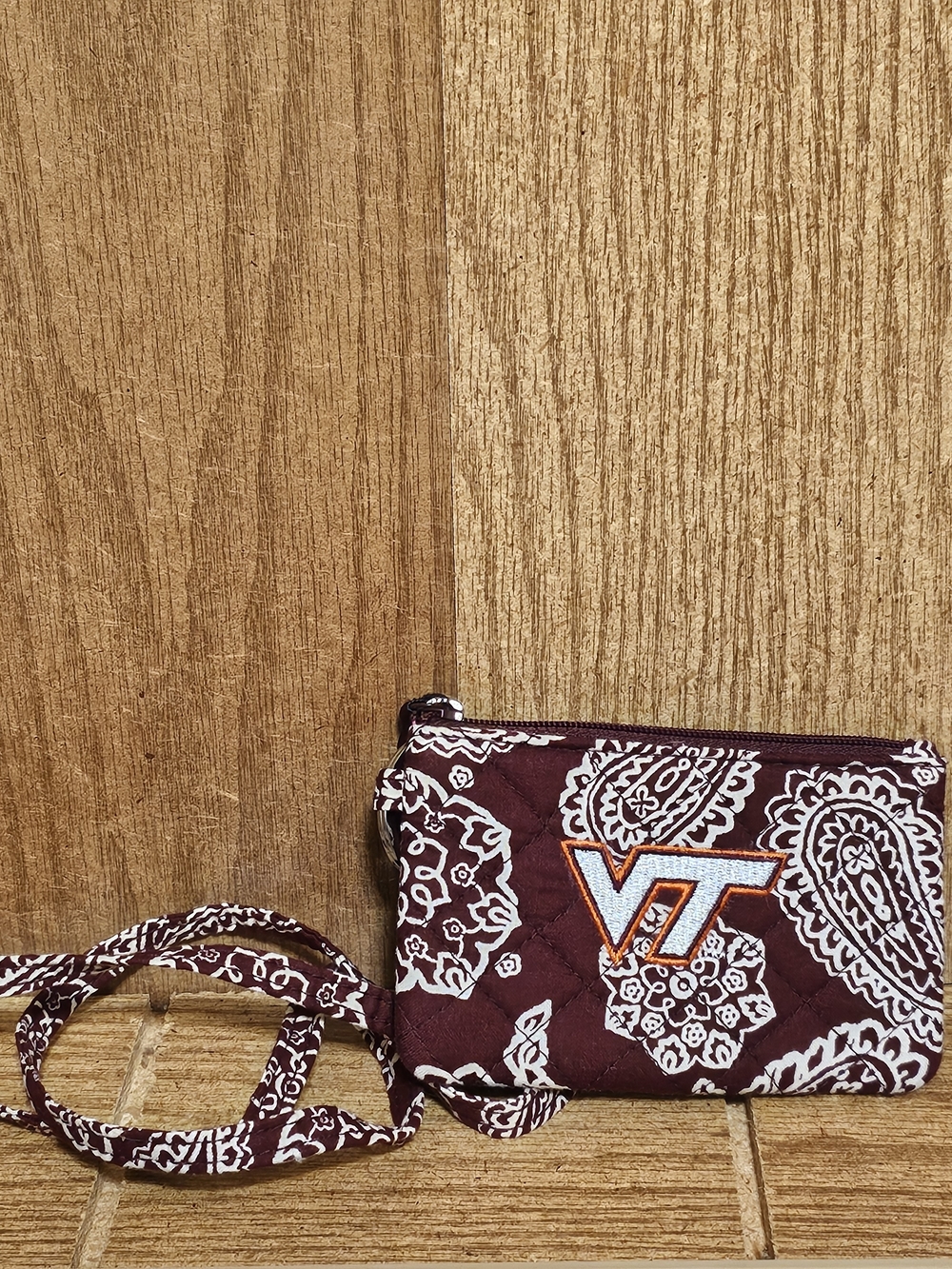 Vera Bradley Virginia Tech Hokies Zip ID Case & Lanyard Set Maroon Paisley